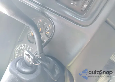 2003 Chevrolet Silverado 1500 Ls из США, поврежденный, VIN 1GCEK14V33Z165729